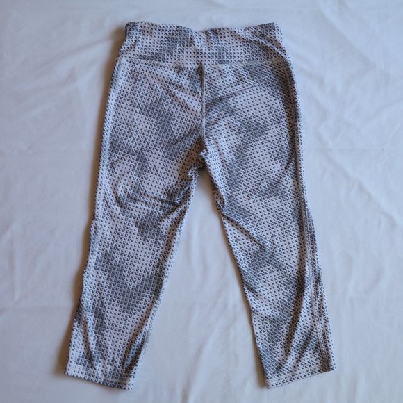 Grey and White Cropped Leggings / Activewear Pants - Picture 3 of 5